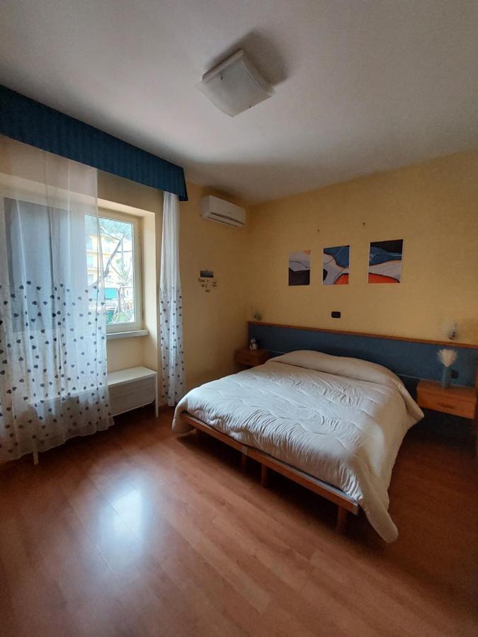 Appartamento Domus Cesare Napoli Esterno foto
