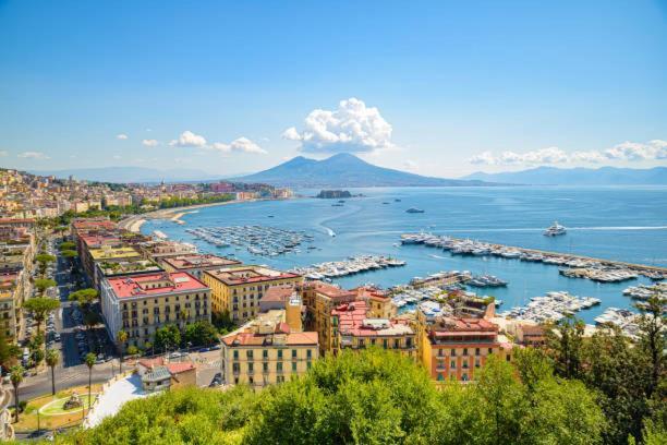 Appartamento Domus Cesare Napoli Esterno foto